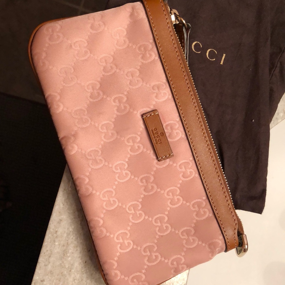 Gucci Wallet/Wristlet